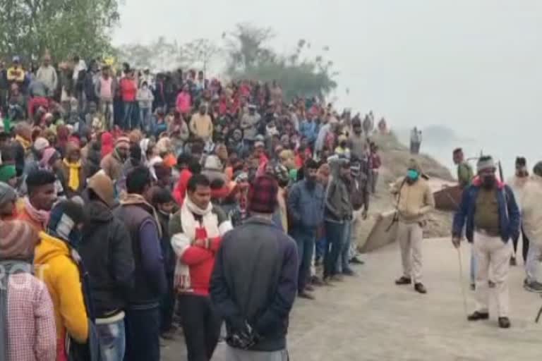 boat drowned in gandak river in gopalganj