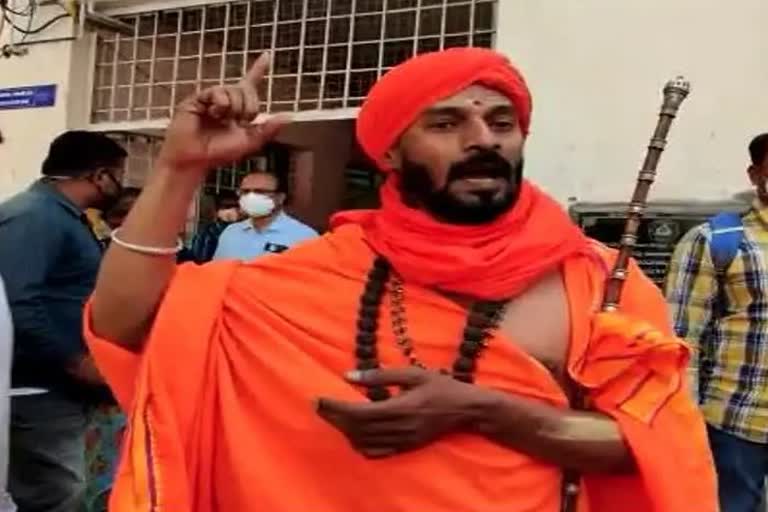 conditional-bail-to-kali-mata-swamiji-in-controversial-statement-case