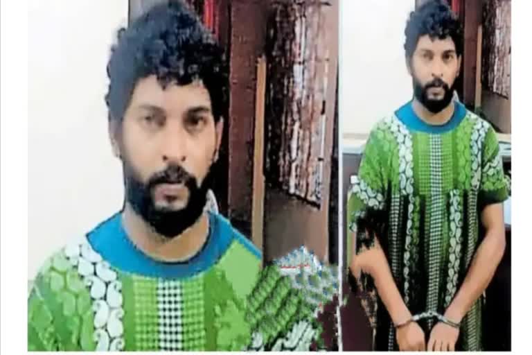 thief caught in Kottayam  കോട്ടയത്ത് മോഷ്‌ടാവ് പിടിയില്‍  സിസിടിവിയില്‍ മോഷ്‌ടാവ് കുടങ്ങി  Kottayam crime news