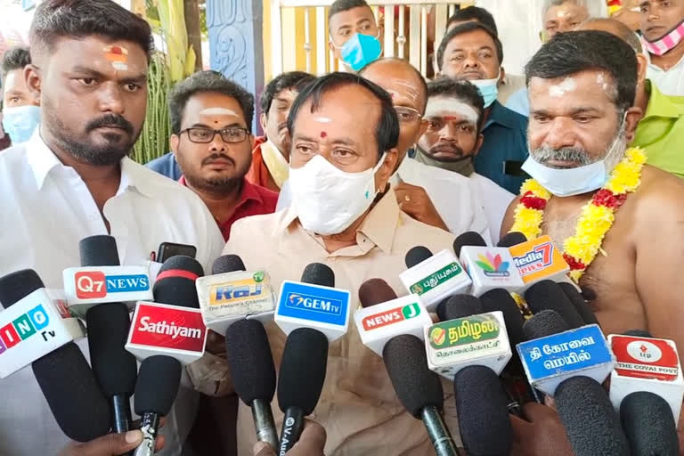 'ஏழைகளின் வயிற்றில் அடிக்கும் திமுக அரசு!'