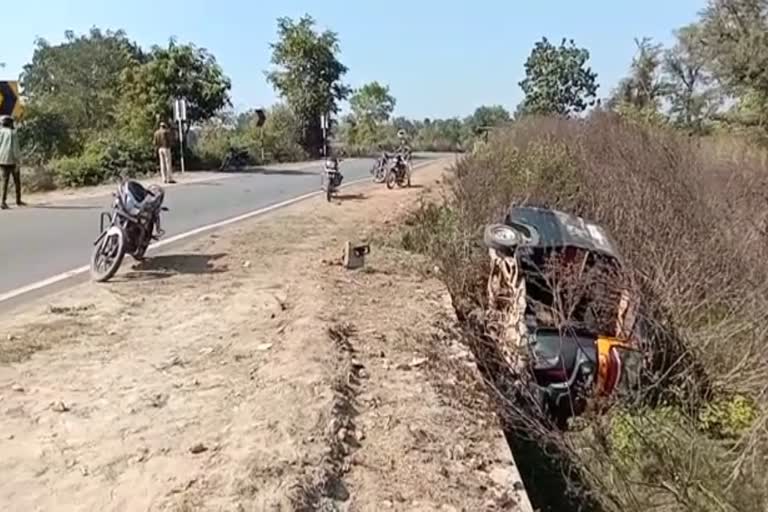 Dungarpur Road Accident