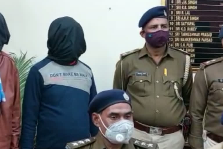 लूटकांड का पुलिस ने किया खुलासा