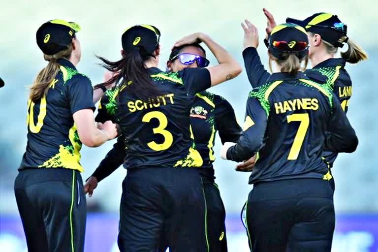 1st T20  Australian women team  Australian women team beat England  Australian women team  England women team  क्रिकेट न्यूज  खेल समाचार  Cricket News  Sports News