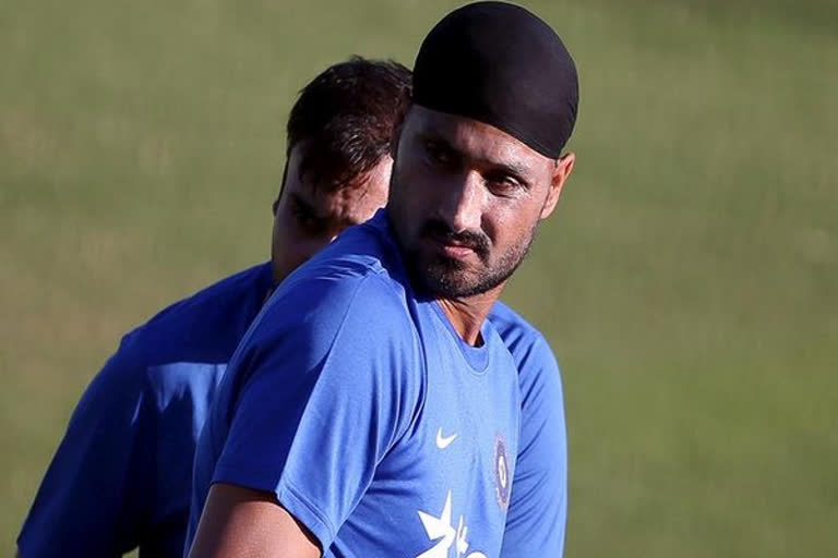 Harbhajan Singh tested positive for COVID  Harbhajan positive  Indian spinner Covid positive  ഹർഭജൻ സിങിന് കൊവിഡ്  ഹർഭജൻ സിങിന് കൊവിഡ് സ്ഥിരീകരിച്ചു