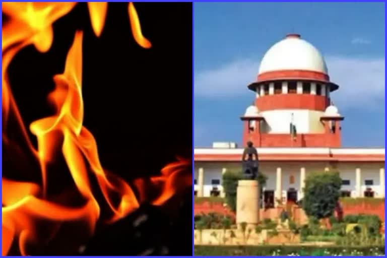 Self immolation attempt near Supreme Court delhi