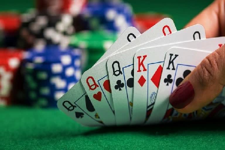 Realtors Arrest for Playing Poker