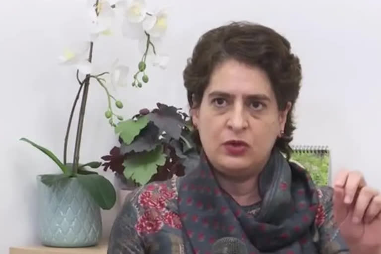 priyanka gandhi vadra takes u turn on up cm face issue