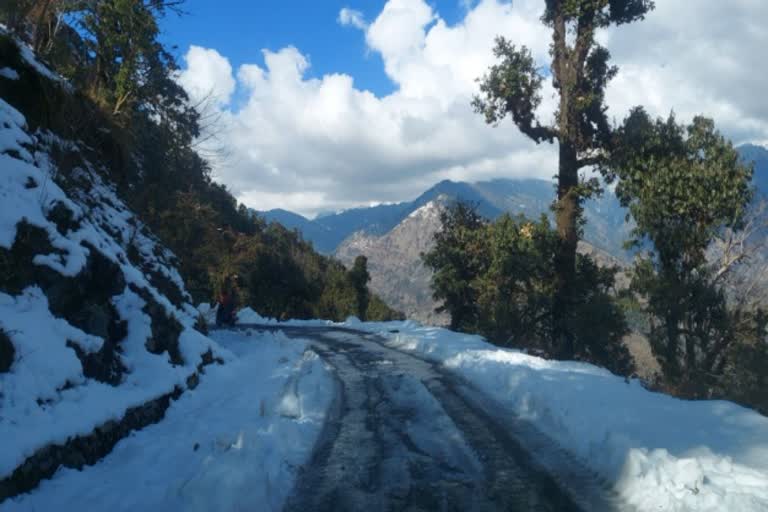 Snowfall in the higher reaches of Bageshwar