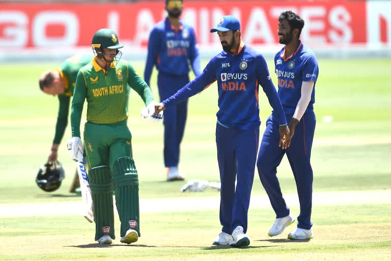 3rd ODI: De Kock smashes century as south africa set a target of 288 runs against india