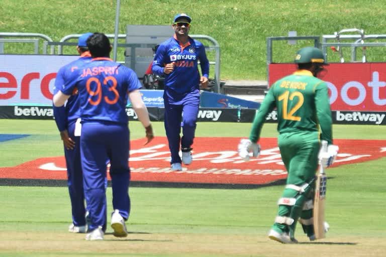 South Africa set India 288 run target in third ODI match