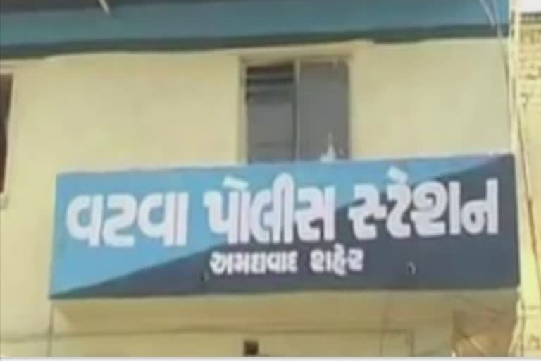 Murder Case In Ahmedabad : વટવામાં પતિએ પત્નીને બ્લેડ મારી કરી હત્યા