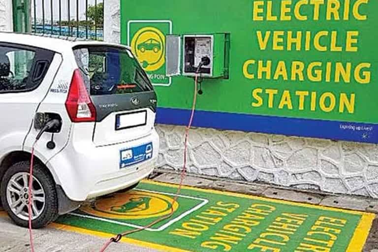 iit electric vehicle charging