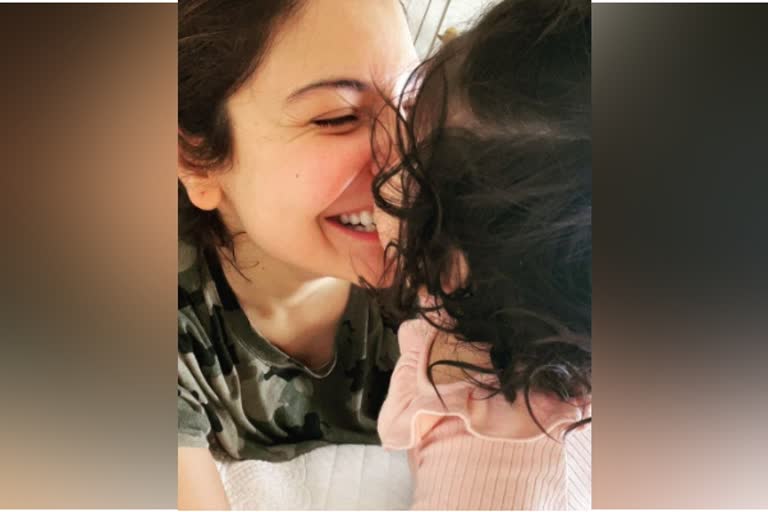 மகள் 'வாமிகா' புகைப்படம் வெளியானது குறித்து அனுஷ்கா சர்மா இன்ஸ்டா பதிவு