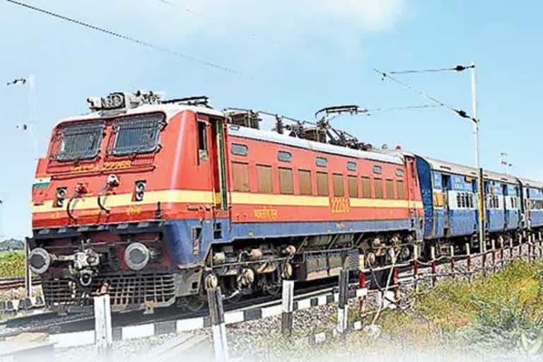 South central railway trains cancelled ,  trains cancel updates