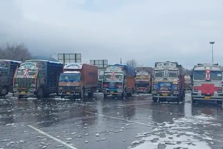 Traffic Restored on Jammu-Srinagar Highway