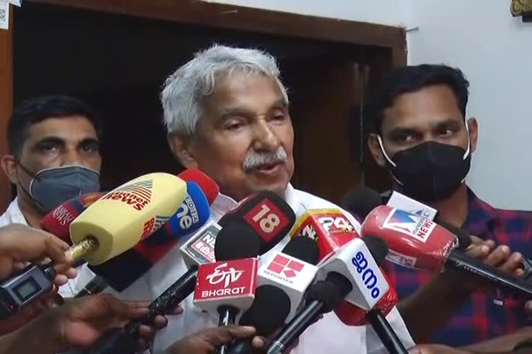 oommen chandy on court verdict  defamation against vs achuthanandan  oommen chandy against vs achuthanandan  വി എസിനെതിരായ കോടതി വിധി  ഉമ്മൻ ചാണ്ടി അപകീർത്തി കേസ് കോടതി വിധി