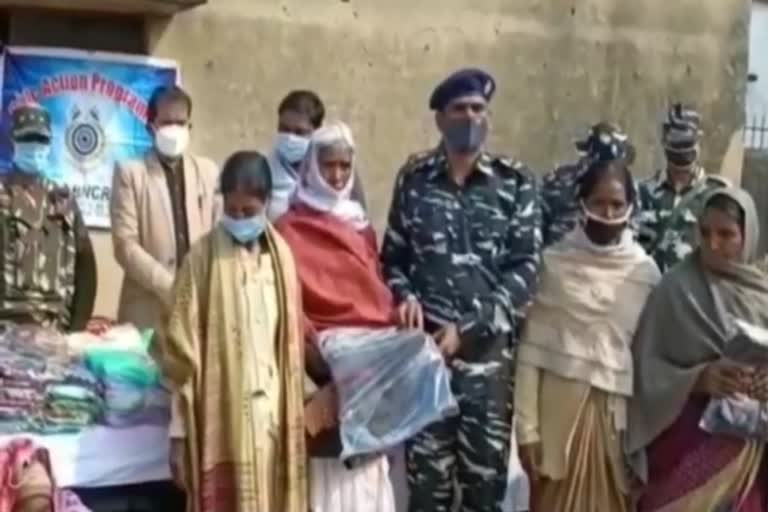 CRPF distributed blankets and saris