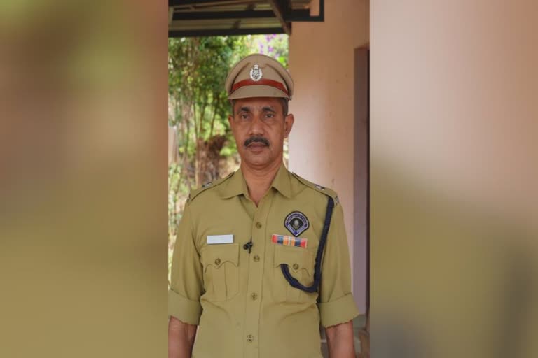 Idukki Additional SP KH Mohammad Kabir receives Presidents Police Medal for meritorious service  രാഷ്ട്രപതിയുടെ പൊലീസ് മെഡല്‍  ഇടുക്കി അഡിഷണല്‍ എസ്‌പി കെഎച്ച് മുഹമ്മദ് കബീർ റാവുത്തർ  Idukki Additional SP KH Muhammad Kabir Rauthar  കെഎച്ച് മുഹമ്മദ് കബീറിന് രാഷ്ട്രപതിയുടെ പൊലീസ് മെഡല്‍