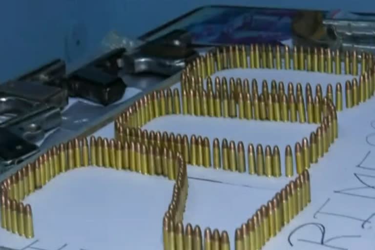 Indore Police Caught cartridges and pistol