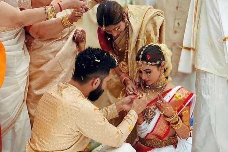 Mouni Roy Wedding: ବଏଫ୍ରେଣ୍ଡ ସୁରଜଙ୍କ ସହ ପଡିଲା ହାତଗଣ୍ଠି