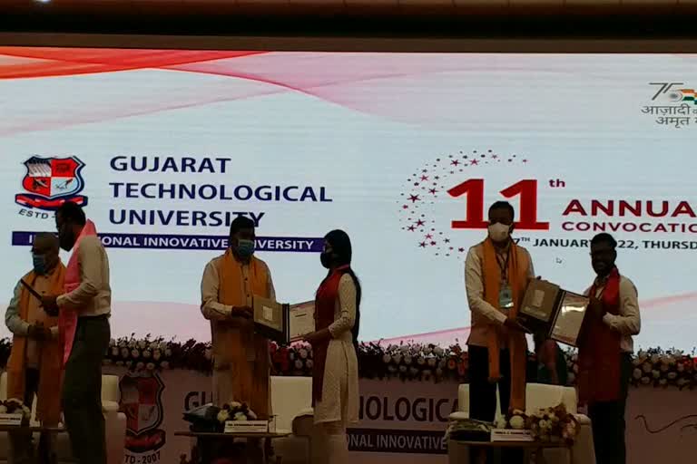 GTU Convocation 2022: GTUનો 11મો વાર્ષિક પદવીદાન સમારોહ યોજાયો, 144 વિદ્યાર્થીઓને ગોલ્ડ મેડલ એનાયત