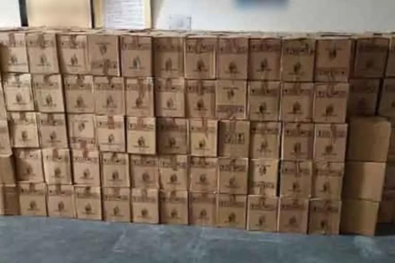 illegal liquor traders 6126 boxes recovered