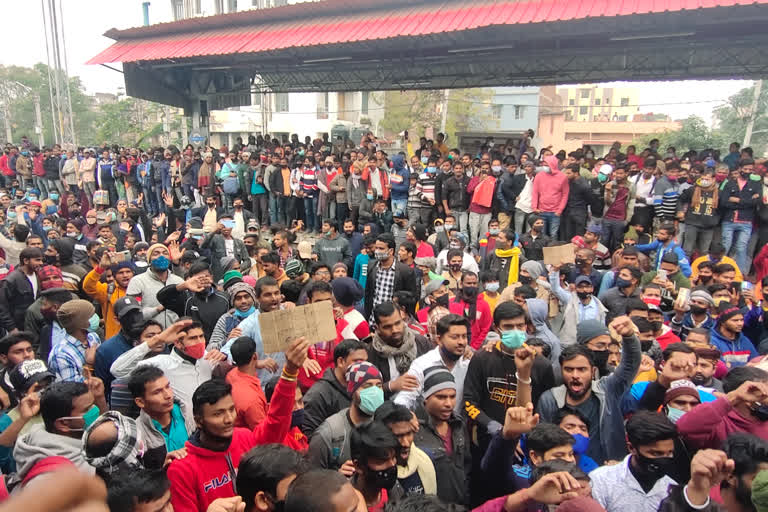 Railway exam Protest: Bihar bandh today, opposition supports youth call over RRB-NTPC results row