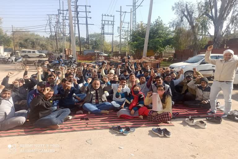 Charkhi Dadri Power Department workers