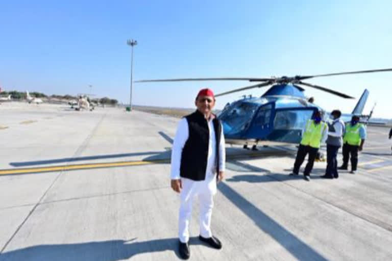 Helicopter detained at Delhi, conspiracy by BJP: Akhilesh