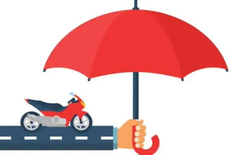 Things to consider before buying two-wheeler insurance  what to know about two-wheeler insurance  ഇരുചക്ര വാഹന ഇന്‍ഷൂറന്‍സില്‍ അറിയേണ്ടത് എന്തൊക്കെ  ഇരു ചക്രവാഹന ഇന്‍ഷൂറസിലെ വിവിധ ഓപ്ഷനുകള്‍