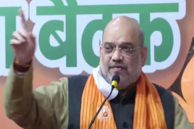 Amit Shahs door to door campaign in Muzaffarnagar and Saharanpur  Amit Shahs door to door campaign ahead of UP polls  Union Home and Cooperation Minister Amit Shah UP campaign  യുപിയിൽ വീടുകൾ തോറും കയറിയിറങ്ങി അമിത് ഷാ  ഉത്തർപ്രദേശ് നിയമസഭ തെരഞ്ഞെടുപ്പ്  യുപിയിൽ ബിജെപി പ്രചാരണം  കേന്ദ്ര ആഭ്യന്തരമന്ത്രി മുസാഫർനഗർ സഹാറൻപൂർ സന്ദർശനം