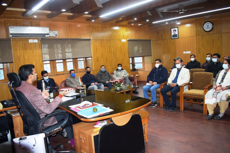 Kullu Deputy Commissioner took meeting