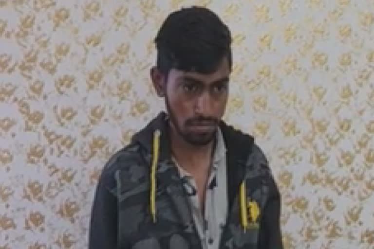 Chhotaudepur Rape Accused arrested: સગીરાને ફોટો વાઈરલ કરવાની ધમકી આપી દુષ્કર્મ કરનારો આરોપી ઝડપાયો