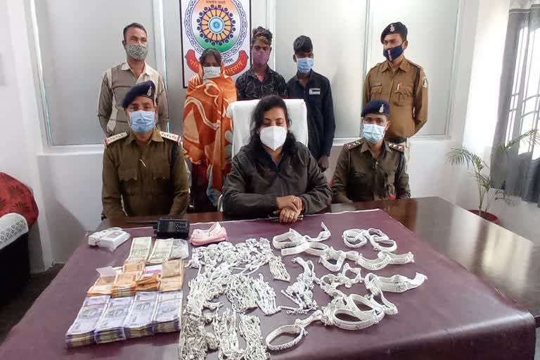 Uthaigiri gang busted in Dhamtari