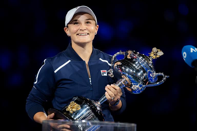 Ashleigh Barty with Australian Open title
