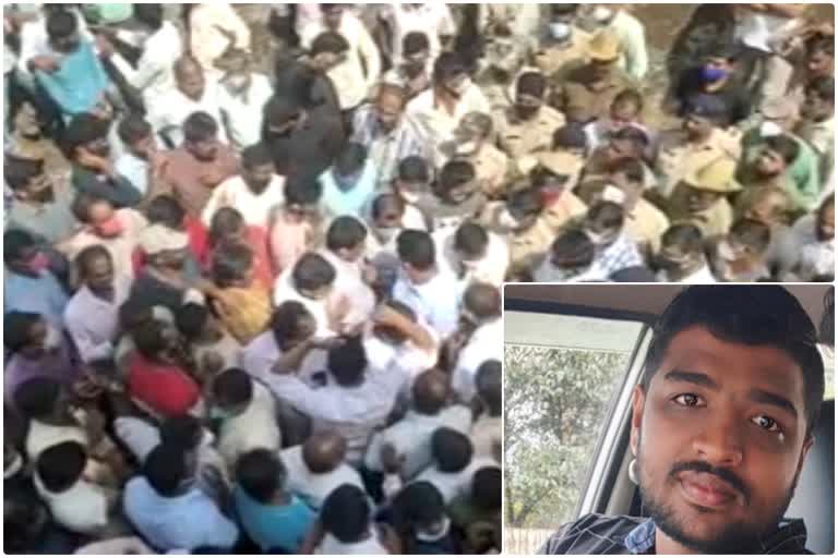 tahashildar car driver suicide case : protest at shringeri