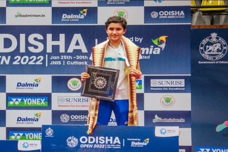 unnati hooda clinches odisha open title youngest indian to win super 100 badminton tournament