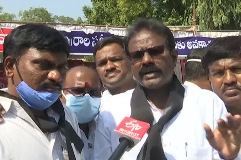 Employees strike in AP