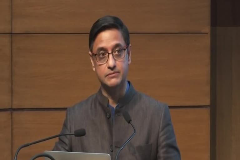 govt-to-take-balanced-view-on-cryptocurrency-says-pea-sanjeev-sanyal