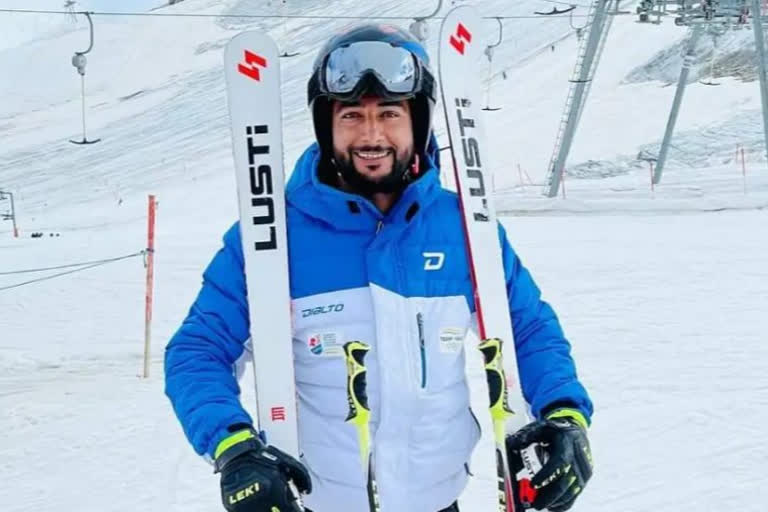 Skier Arif Khan  2022 Beijing Winter Olympics  Indian team leaves for Winter Olympics  Indian Olympic Association  സ്‌കിയർ ആരിഫ് ഖാൻ ബീജിങ്ങിലേക്ക് പുറപ്പെട്ടു  2022 ബീജിങ് വിന്‍റർ ഒളിമ്പിക്‌സ്  സ്‌കിയർ ആരിഫ് ഖാൻ