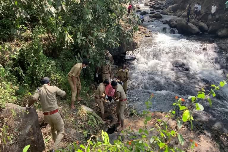 migrant workers drowned to death in kunthungal Iduki  accident in kuthungal river in iduki  ഇടുക്കി കുത്തുങ്കലിലെ പുഴയിലെ അപകടം  അന്യ സംസ്ഥാന തൊഴിലാളികളുടെ മുങ്ങി മരണം