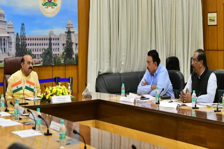 CM Bommai made meeting with pwd officers