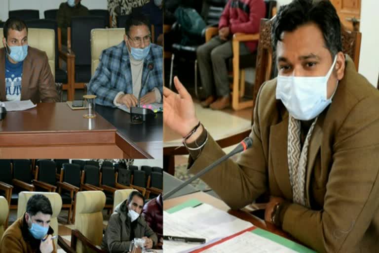 encroachment-on-more-than-1700-kanals-of-land-removed-at-bijbehara-says-dc-anantnag