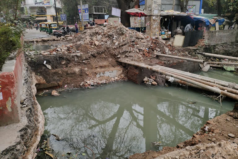 councilor started construction work of culvert In Shahpur Jat
