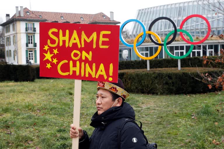 Thousands of Tibetans protest after IOC headquarters
