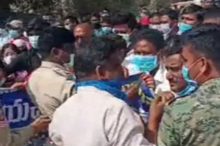 police opposed rally at sundupalli in annamayya district