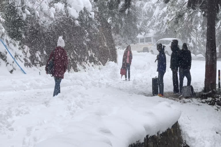 Triyuginarayan Marg closed