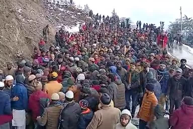 Kishtwar Accident Deceased Buried: کشتواڑ سڑک حادثے میں فوت افراد پُر نم آنکھوں سے سپرد لحد