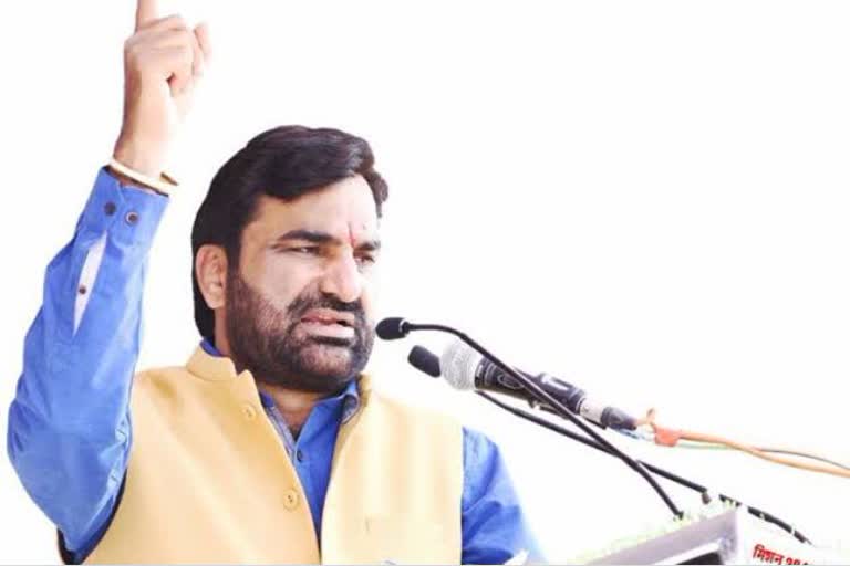 Hanuman Beniwal again raised cbi probe demand on REET