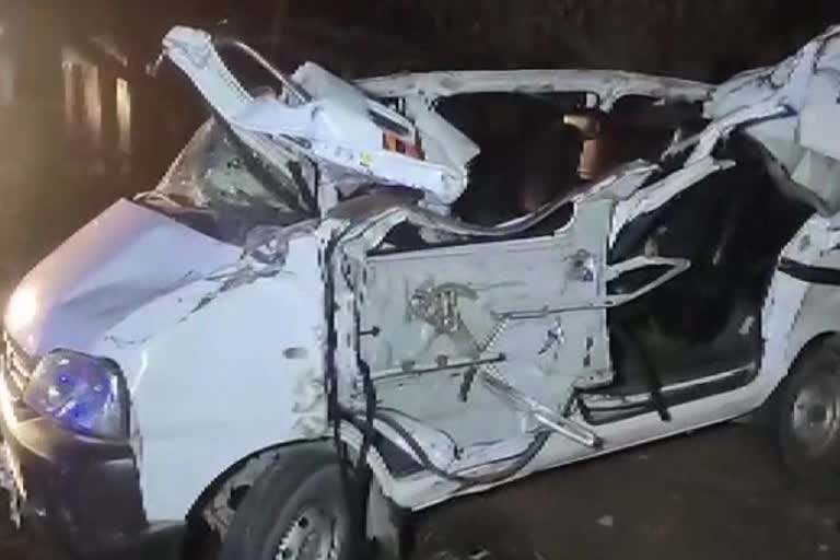 5 killed in road accident in Tanda area Rampur in Uttar Pradesh